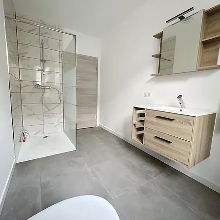Le Qg Apartment